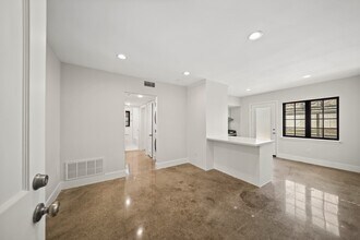 520 Lovett Blvd in Houston, TX - Building Photo - Building Photo