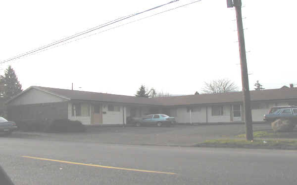 9334 N Lombard St in Portland, OR - Building Photo - Building Photo