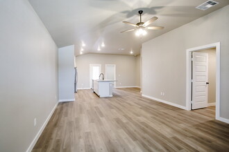 1716 141st St in Lubbock, TX - Building Photo - Building Photo