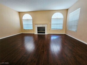 10108 Rising Tree St in Las Vegas, NV - Building Photo - Building Photo