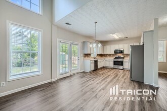 733 Winbrook Dr in Mcdonough, GA - Building Photo - Building Photo