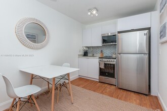 6509 NE 5th Ave-Unit -RED in Miami, FL - Foto de edificio - Building Photo