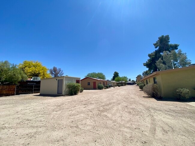 property at 1635 E Hedrick Dr