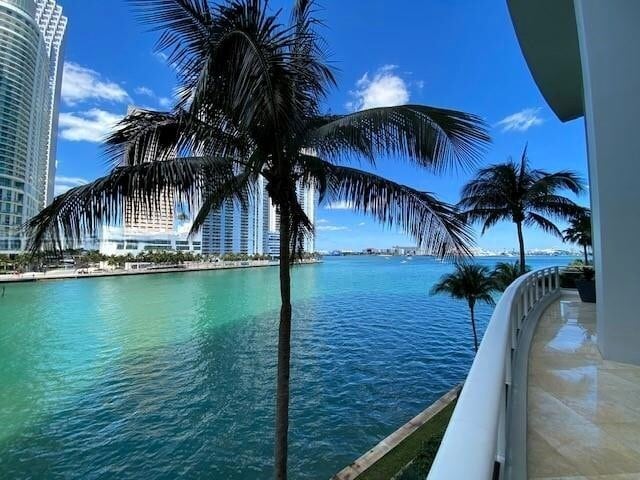 property at 901 Brickell Key Blvd