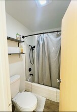 23280 Orange Ave in Lake Forest, CA - Building Photo - Building Photo