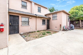 3528 Barrett Ave in Richmond, CA - Foto de edificio - Building Photo