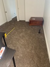 1240 Southridge Dr in Fort Collins, CO - Foto de edificio - Building Photo