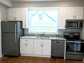 700 S 1st Ave in Sioux Falls, SD - Building Photo - Building Photo