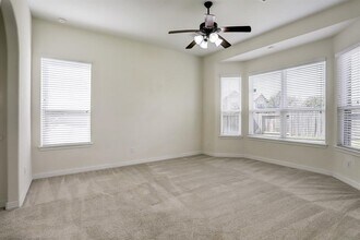 9947 Lazy Cove Lane in Brookshire, TX - Building Photo - Building Photo