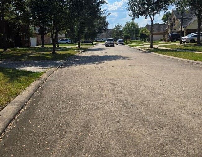 5719 Candlecreek Dr in Richmond, TX - Building Photo - Building Photo
