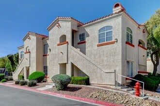 8416 White Eagle Ave in Las Vegas, NV - Building Photo - Building Photo