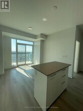 40 Lagerfeld Dr in Brampton, ON - Building Photo - Building Photo