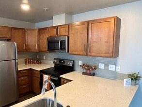 The Encore in Lynnwood, WA - Building Photo - Building Photo