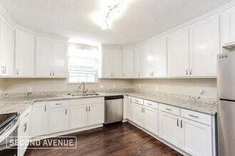 2114 S Tyler St in Dallas, TX - Building Photo - Building Photo