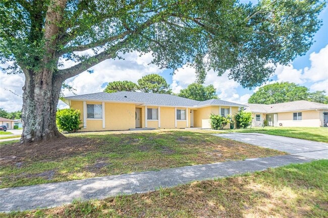 5846 Willow Leaf Ct in Azalea Park, FL - Building Photo - Building Photo