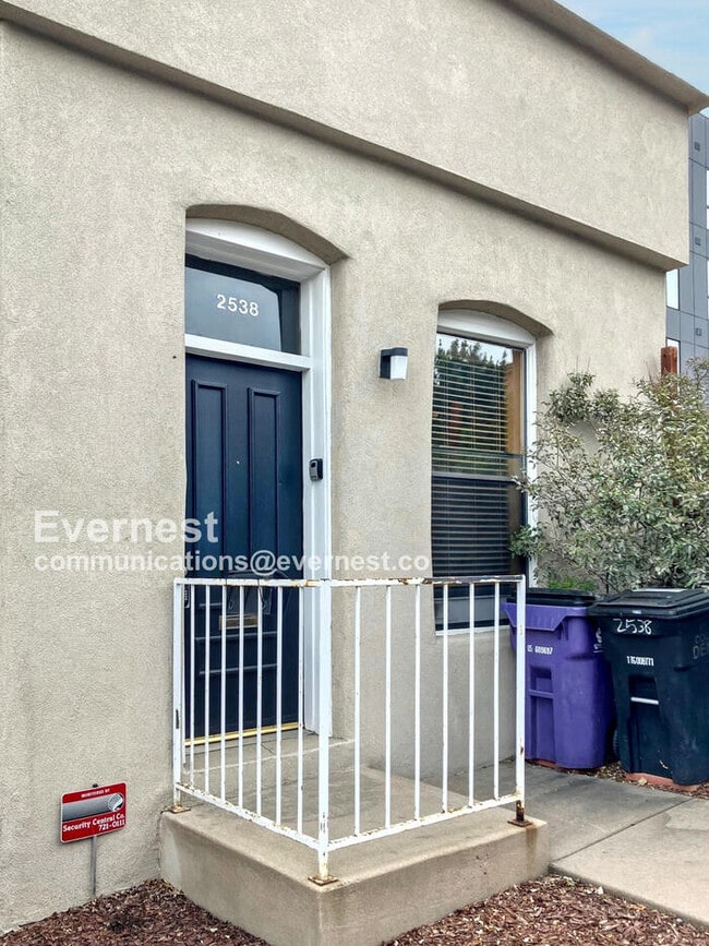 property at 2538 Kensing Ct