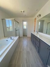 2408 Lake Club Dr in Fairfield, CA - Building Photo - Building Photo