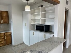 2101 Chilton Dr in Las Cruces, NM - Building Photo