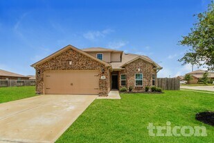 301 Summer Horse Dr in La Marque, TX - Building Photo