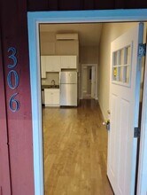 300 NW Santiam Blvd in Mill City, OR - Foto de edificio - Building Photo