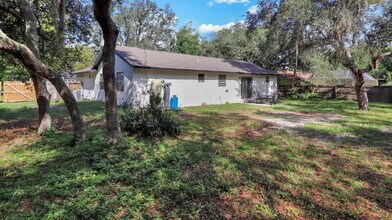 2963 Moore Dr in Oviedo, FL - Building Photo - Building Photo