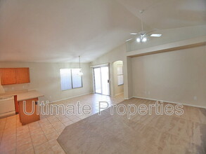 13352 W Port Au Prince Ln in Surprise, AZ - Building Photo - Building Photo