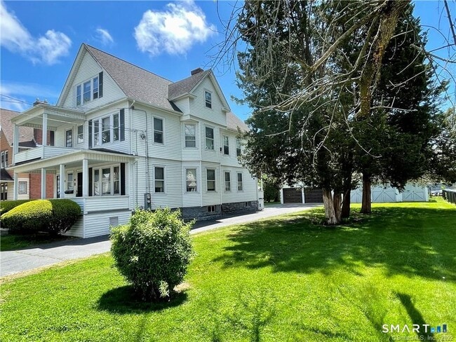 93 Chapel St in East Hartford, CT - Building Photo - Building Photo