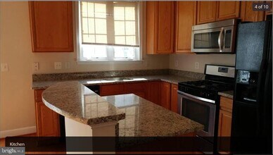 511 Pelican Ave in Gaithersburg, MD - Building Photo - Building Photo