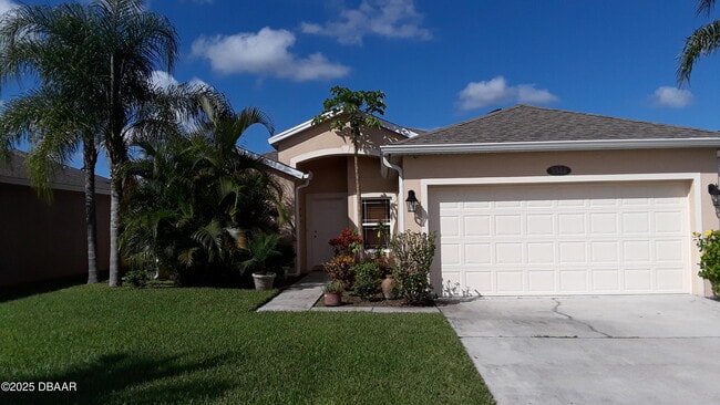 property at 5344 Royal Plantation Blvd