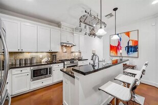 5522 Larkin St in Houston, TX - Building Photo