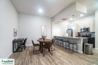 655 W Mallard Creek Church Rd, Unit 04-305 in Charlotte, NC - Building Photo - Building Photo