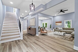 1012 Lawton St SW in Atlanta, GA - Building Photo