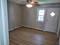 190 Spring St photo'