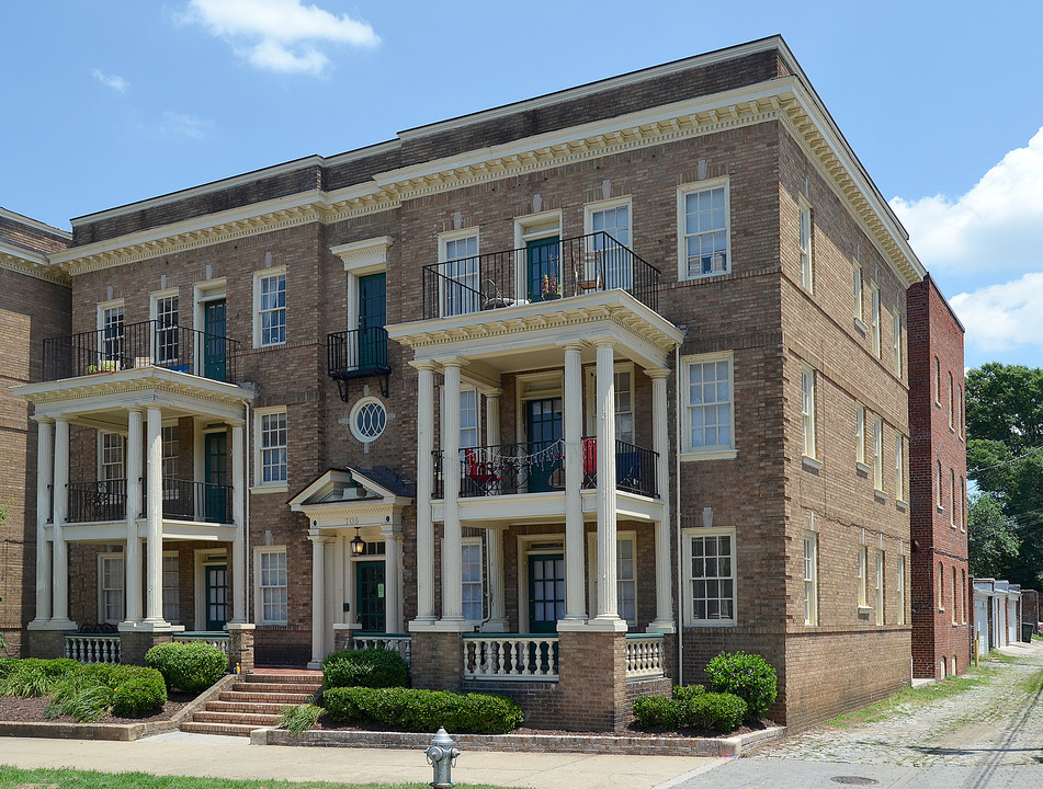 The Collection in Richmond, VA - Building Photo