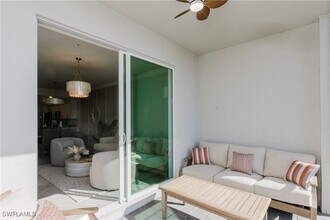 5555 Double Eagle Cir, Unit 3914 in Ave Maria, FL - Foto de edificio - Building Photo