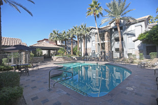 The Dakota At Camelback Apartamentos