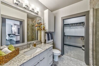 604 N Eldridge Pkwy in Houston, TX - Building Photo - Building Photo