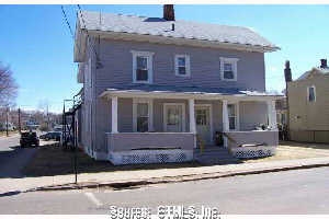 60-64 Windsor St in Enfield, CT - Building Photo