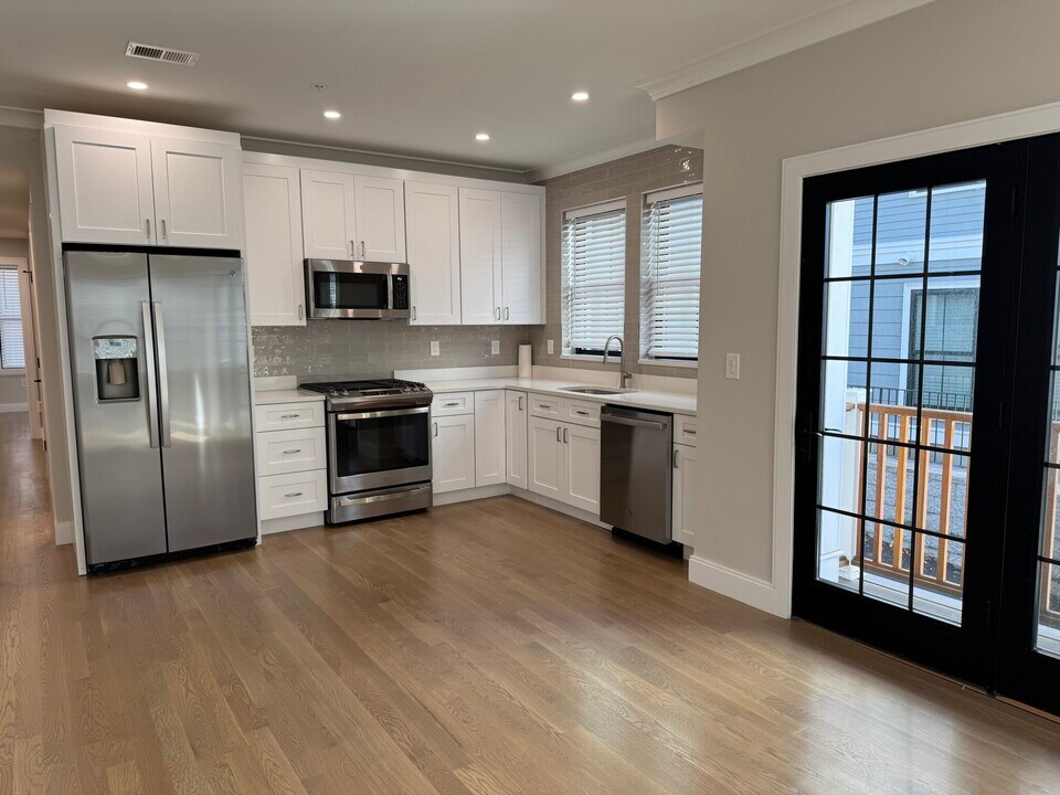 283 Lamartine St, Unit 1 in Boston, MA - Foto de edificio
