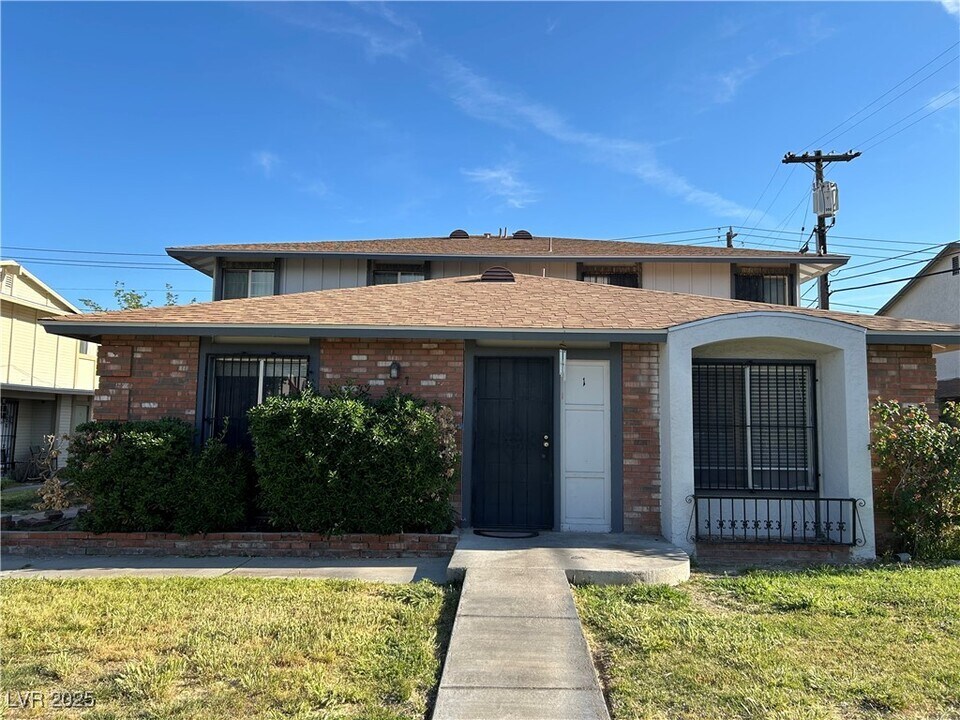 1307 Elizabeth Ave in Las Vegas, NV - Building Photo