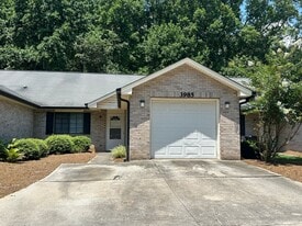 3985 Hidden Hollow Dr in Gainesville, GA - Building Photo