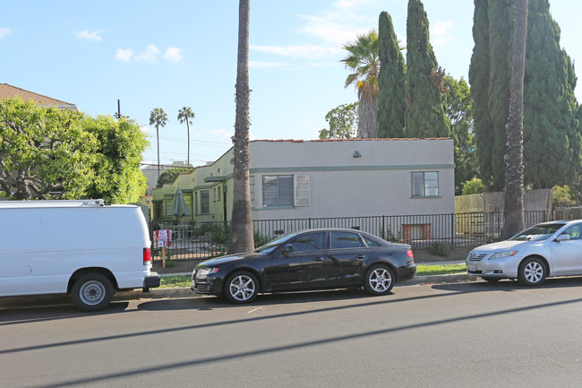 1247 19th St in Santa Monica, CA - Building Photo - Building Photo