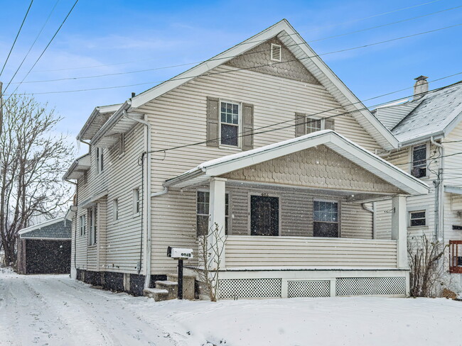 904 Columbia Ave in Akron, OH - Building Photo - Building Photo