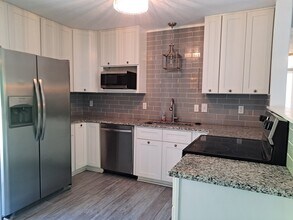 6101 Cougar Dr in Knoxville, TN - Building Photo - Building Photo