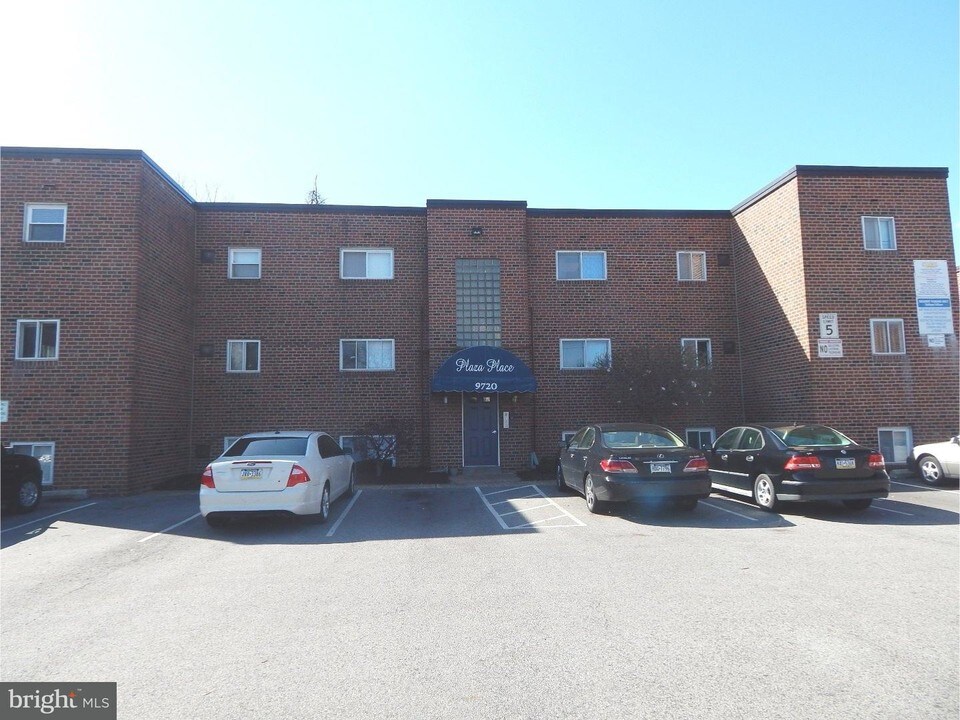 9712-26 Bustleton Ave-Unit -25 in Philadelphia, PA - Foto de edificio