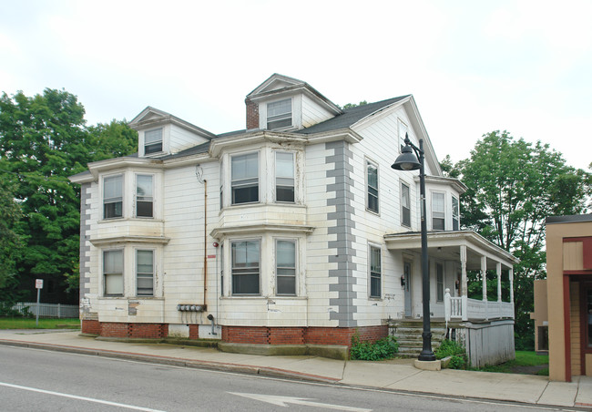 39-41 Main St in Durham, NH - Foto de edificio - Building Photo