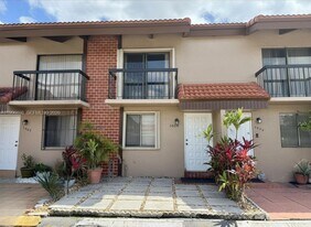 1911 SW 107th Ave in Miami, FL - Building Photo