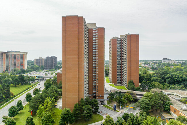 Crescent Town in Toronto, ON - Building Photo - Building Photo