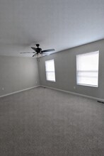 8894 W Meadow Park in Wichita, KS - Building Photo - Building Photo