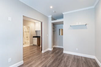 123 17th St Apartments in Oakland, CA - Building Photo - Interior Photo